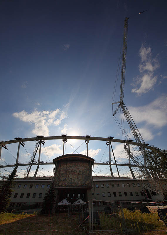 Stadion �l�ski, D�wig