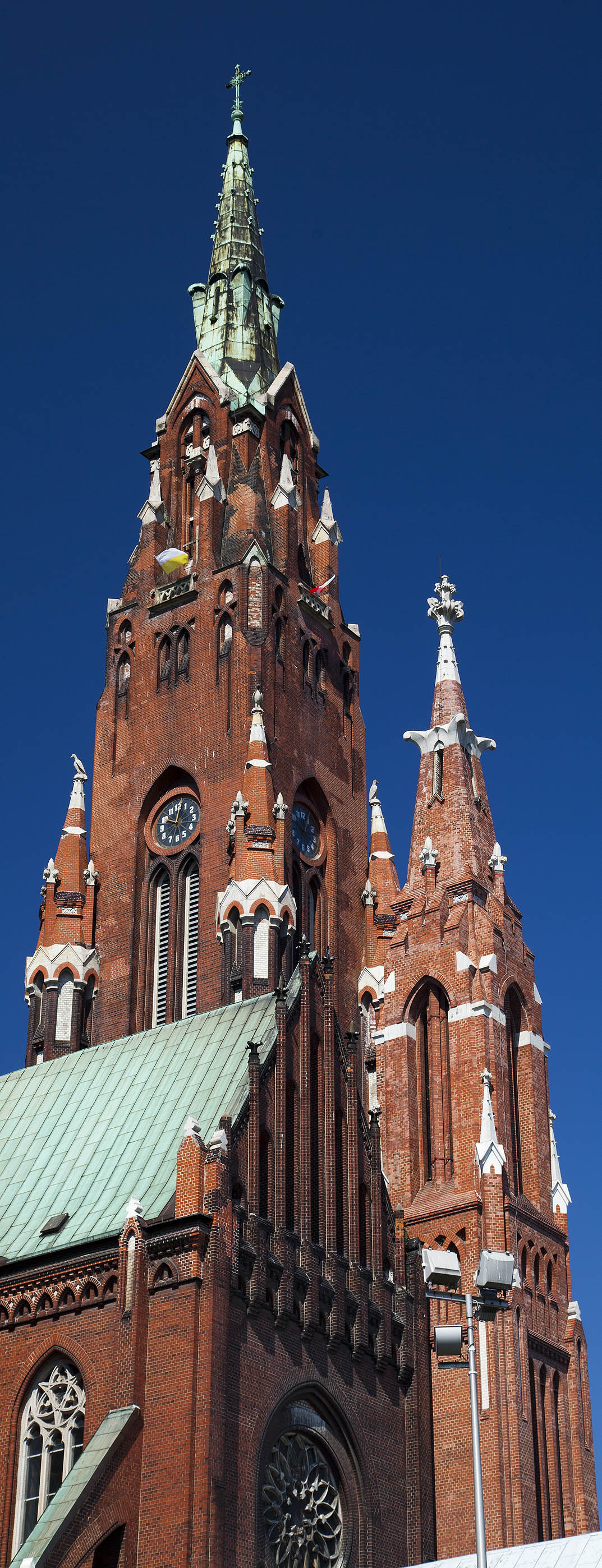 D�browa G�rnicza, Bazylika, Neogotyk