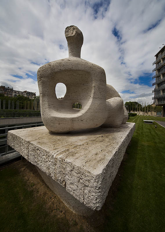 UNESCO HQ, Henry Moore