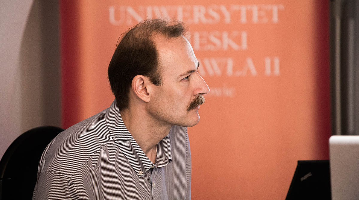 Vladislav Shaposhnikov