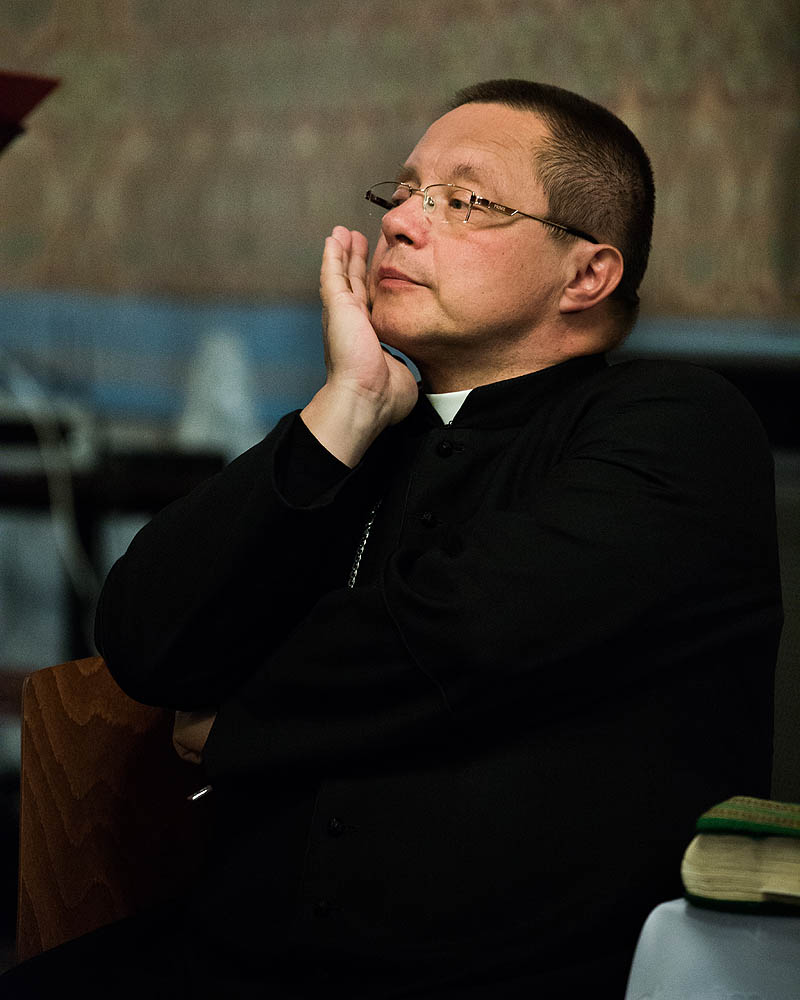bp. Grzegorz Ry�