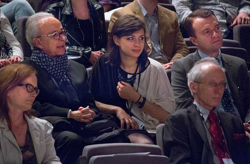 Antonio Damasio, Diana Sa�acka