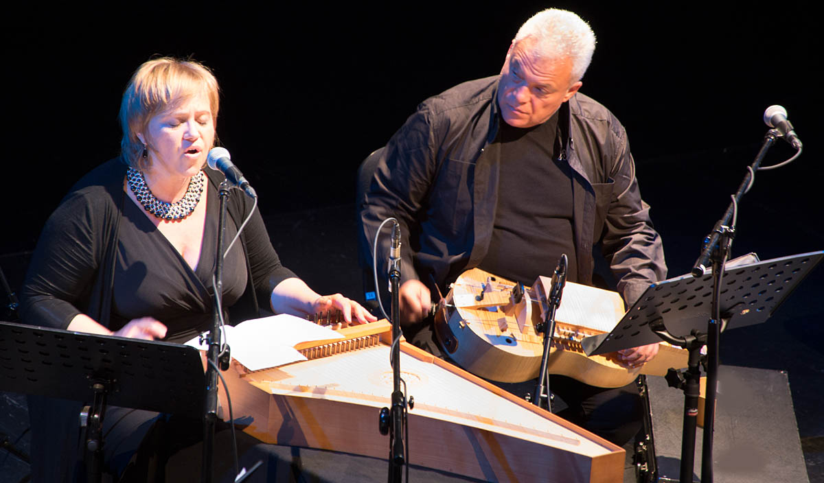 Judit Andrejszki, Robert Mandel