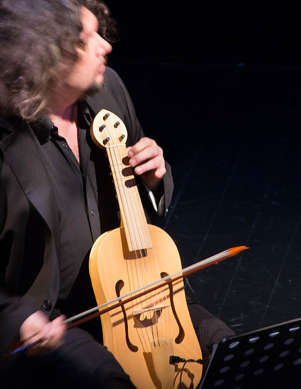 Zsolt Szab�
