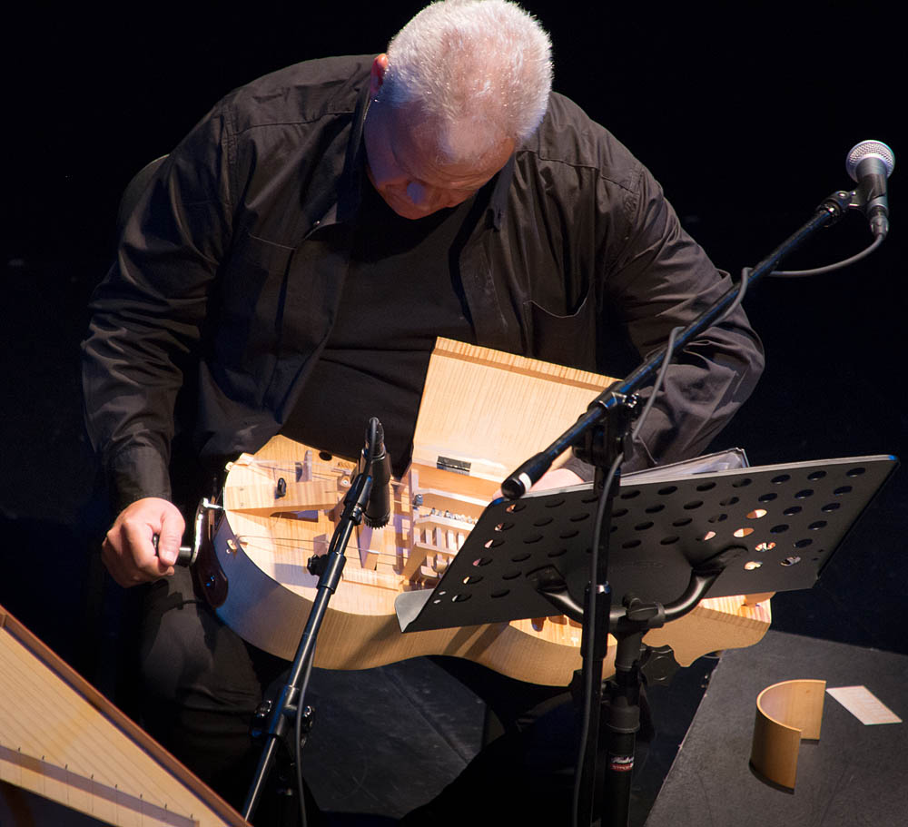 Robert Mandel