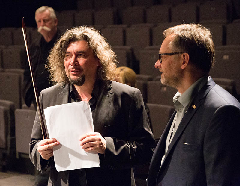 Zsolt Szab�