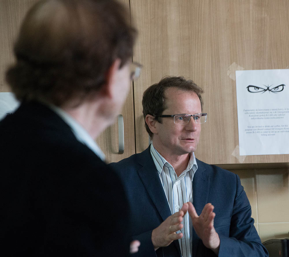 prof. Pawe� Moskal
